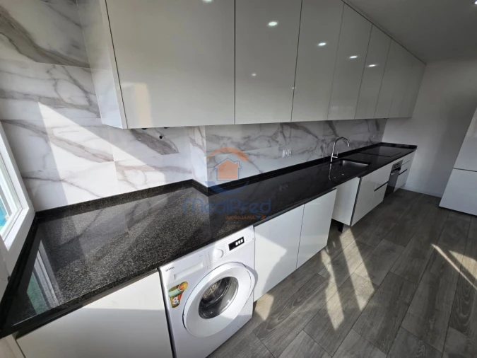 Apartamento T3 para Arrendamento em Odivelas Foto 4
