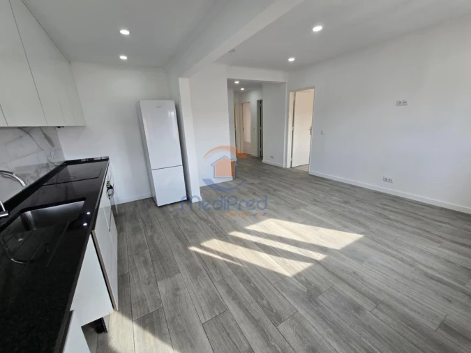 Apartamento T3 para Arrendamento em Odivelas Foto 5