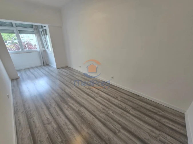 Apartamento T3 para Arrendamento em Odivelas Foto 12