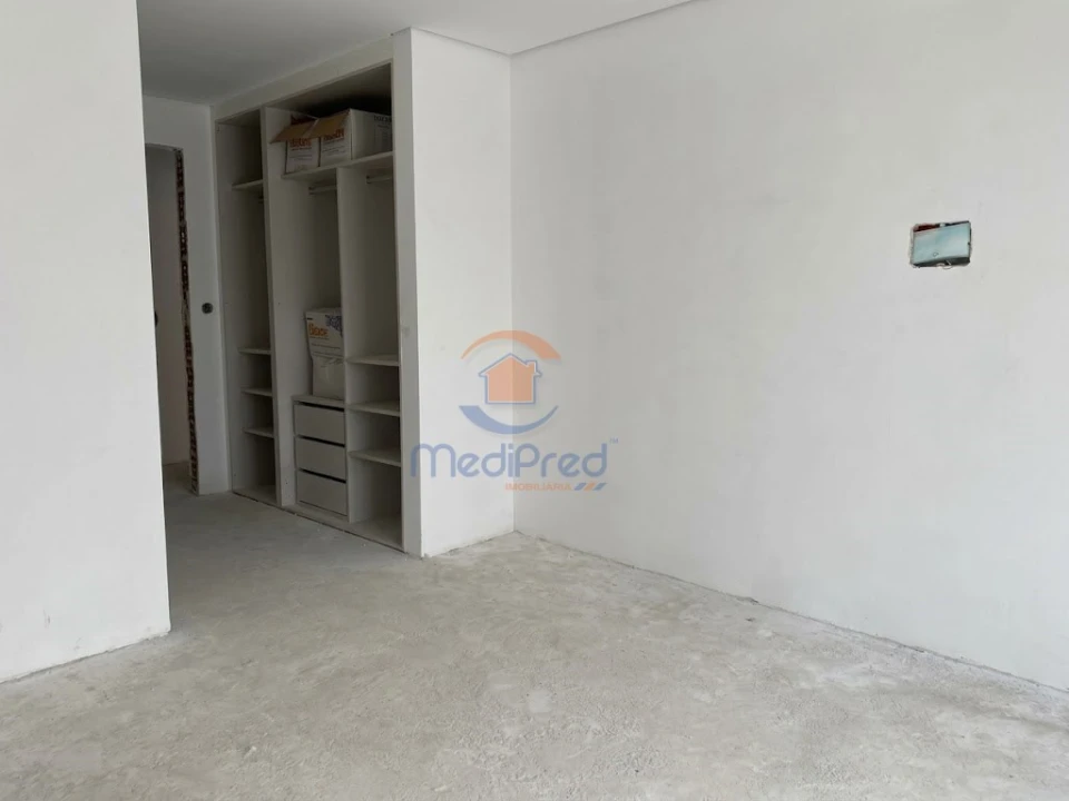 Apartamento T3 para Venda em Ramada e Caneças Foto 22