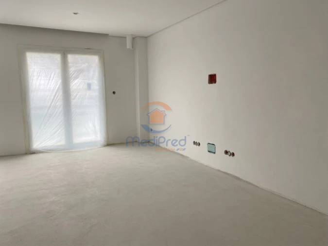Apartamento T3 para Venda em Ramada e Caneças Foto 3