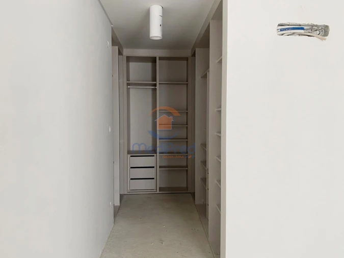 Apartamento T3 para Venda em Ramada e Caneças Foto 12