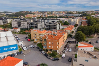 Apartamento T3 para Venda em Merelim (São Pedro) e Frossos