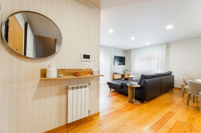 Apartamento T3 para Venda em Merelim (São Pedro) e Frossos