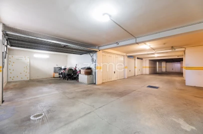 Apartamento T3 para Venda em Merelim (São Pedro) e Frossos