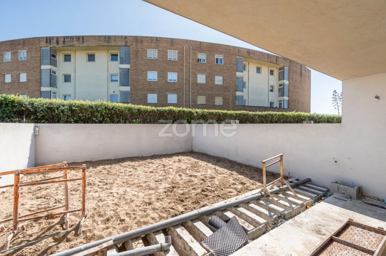Moradia T4 para Venda em Esmoriz Foto 4