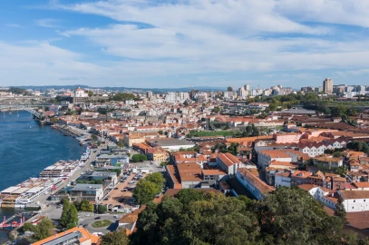 Moradia T1 para Venda em Santa Marinha e São Pedro da Afurada