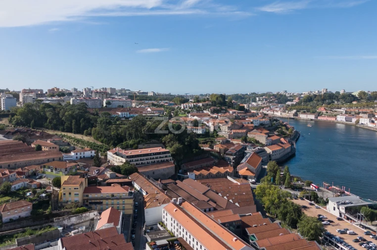 Moradia T1 para Venda em Santa Marinha e São Pedro da Afurada Foto 20