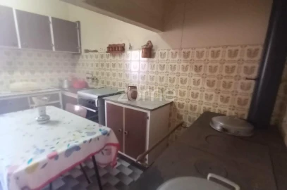 Moradia T5 para Venda em Carvalho