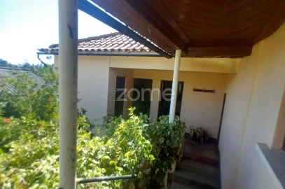 Moradia T5 para Venda em Carvalho
