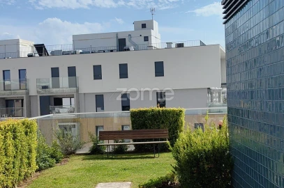 Apartamento T1 para Arrendamento em Lumiar