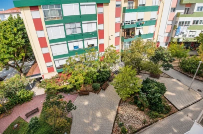 Apartamento T3 para Venda em Alto do Seixalinho, Santo André e Verderena