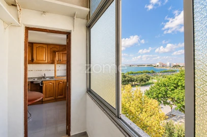 Apartamento T3 para Venda em Alto do Seixalinho, Santo André e Verderena