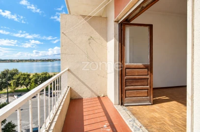 Apartamento T3 para Venda em Alto do Seixalinho, Santo André e Verderena