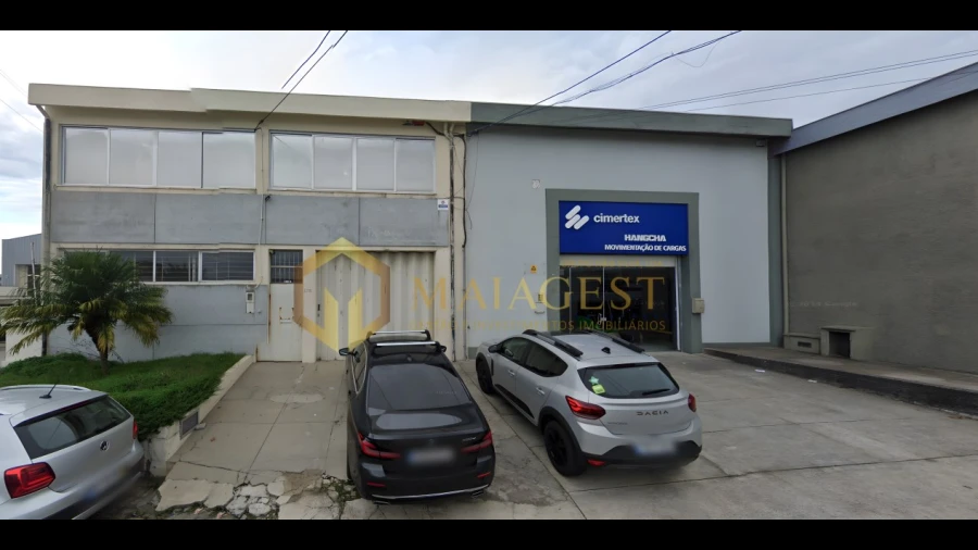 Armazém para Arrendamento em Perafita, Lavra e Santa Cruz do Bispo