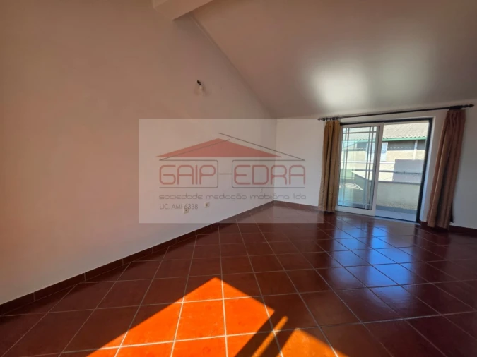 Apartamento para Venda em Abraveses Foto 3
