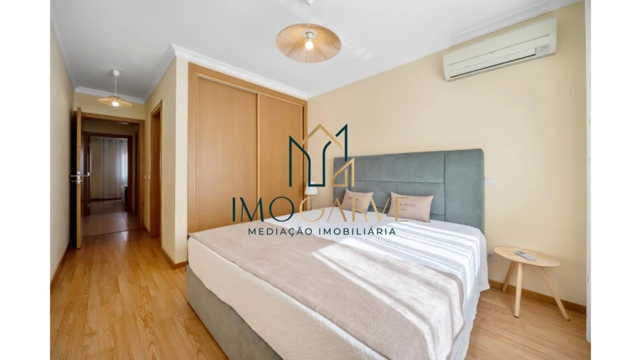 Apartamento T3 para Venda em Portimão Foto 18