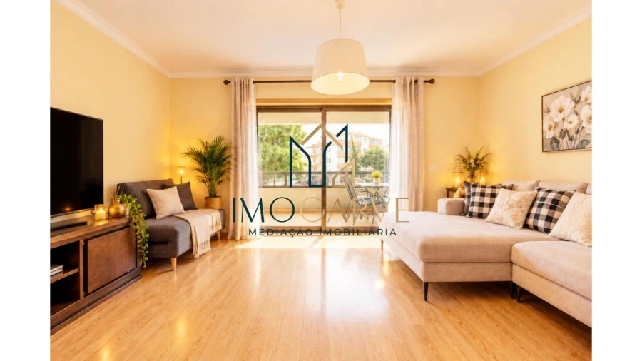Apartamento T3 para Venda em Portimão Foto 4