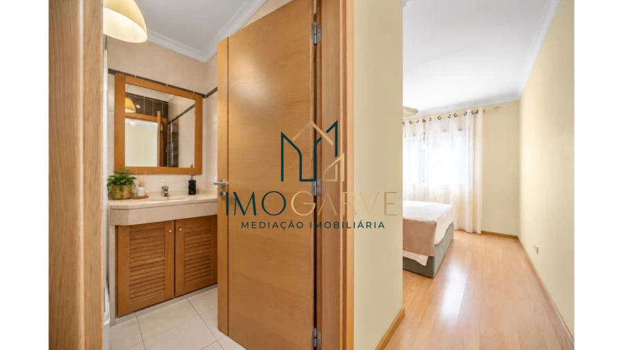 Apartamento T3 para Venda em Portimão Foto 20