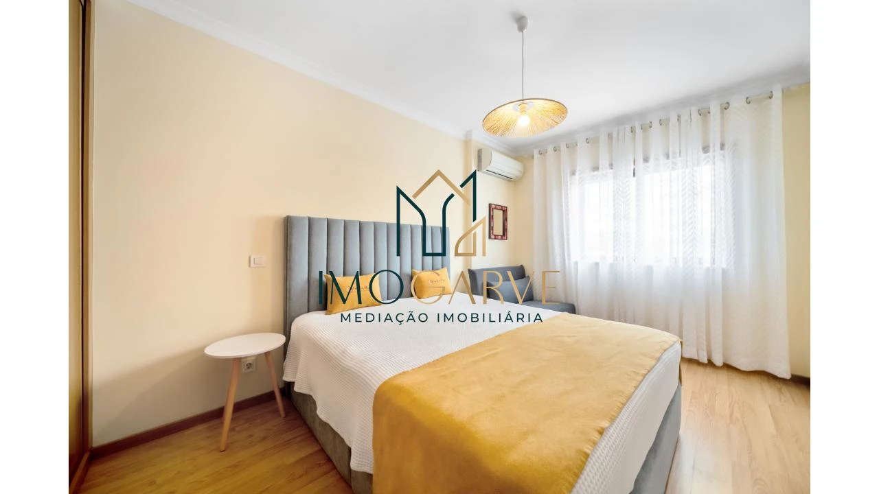Apartamento T3 para Venda em Portimão Foto 12