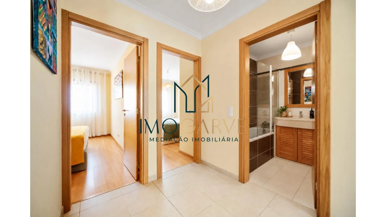 Apartamento T3 para Venda em Portimão Foto 11