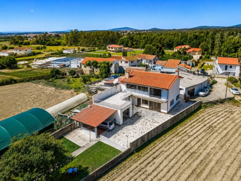 Moradia T4 para Venda em Aver-O-Mar, Amorim e Terroso Foto 43