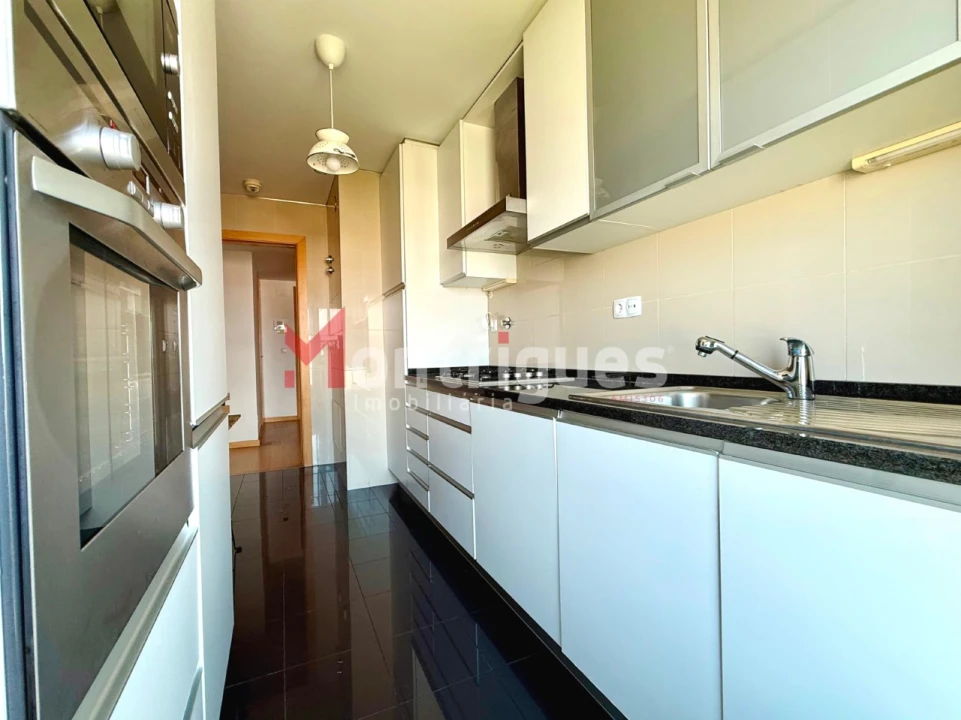 Apartamento T1 para Venda em Parque das Nações Foto 10