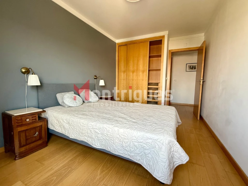 Apartamento T1 para Venda em Parque das Nações Foto 13