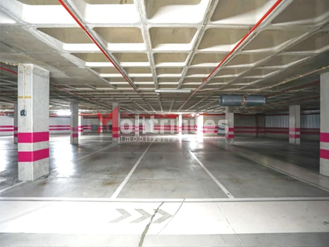 Apartamento T1 para Venda em Parque das Nações Foto 17