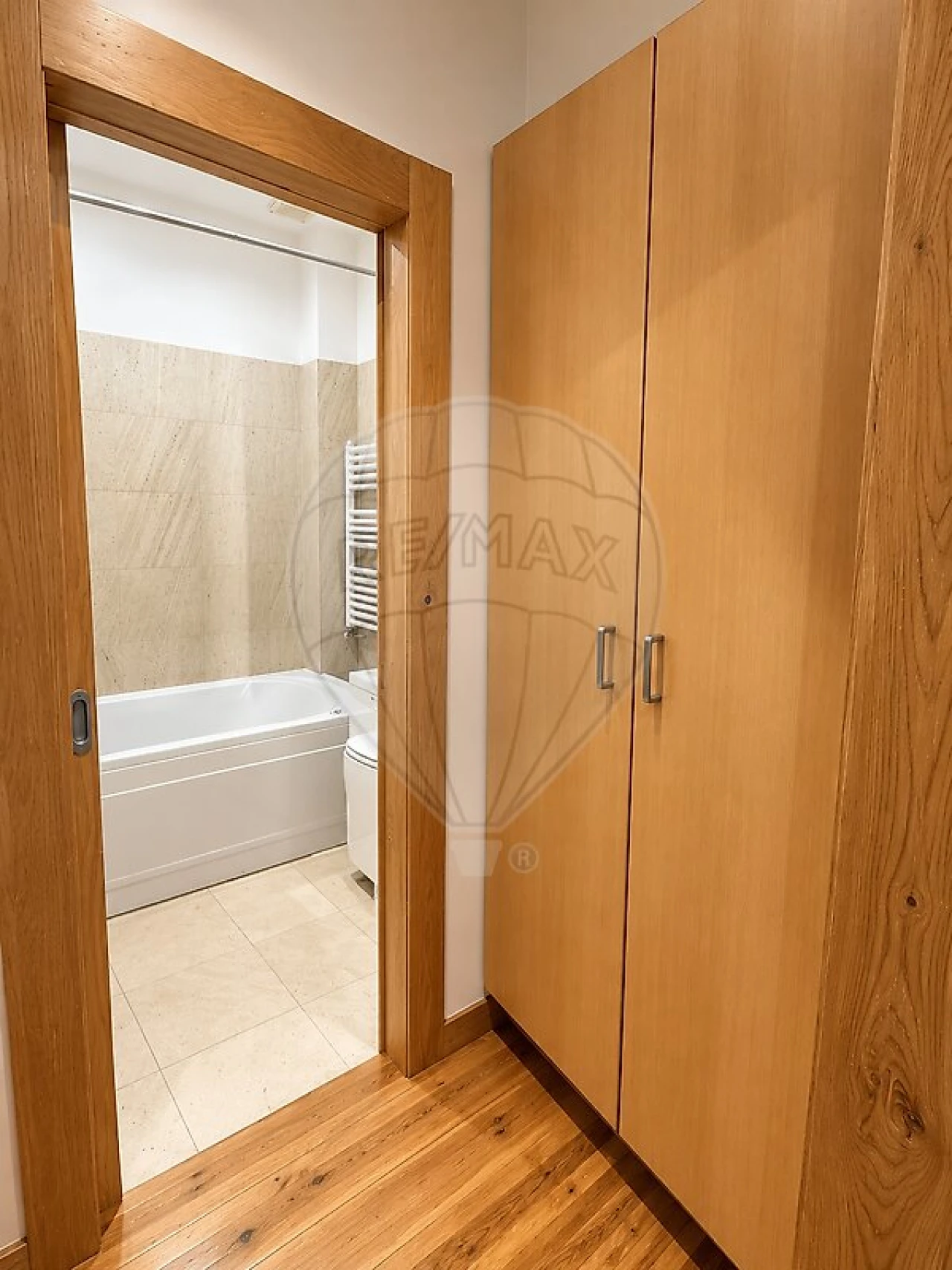 Apartamento T1 para Venda em Misericórdia Foto 7