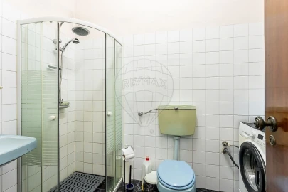 Moradia T3 para Venda em Pontinha e Famões