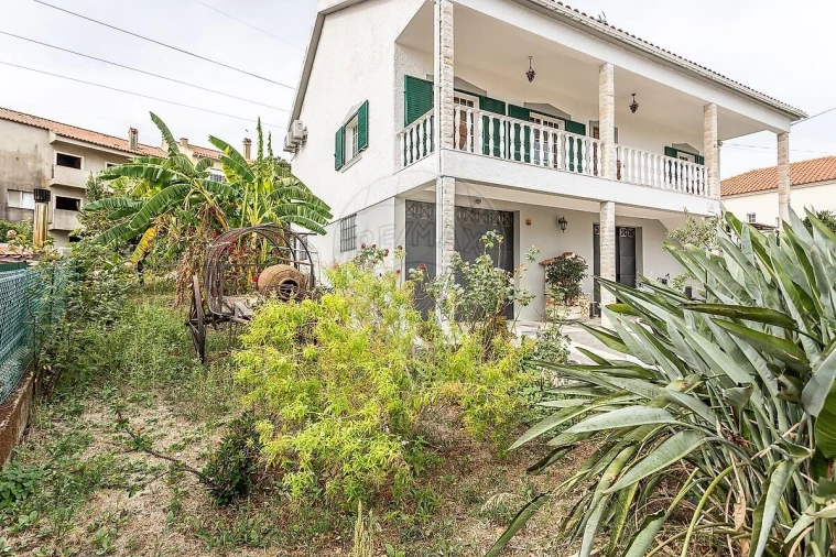Moradia T3 para Venda em Pontinha e Famões Foto 30