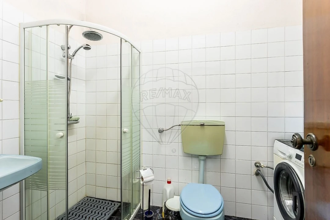 Moradia T3 para Venda em Pontinha e Famões Foto 24