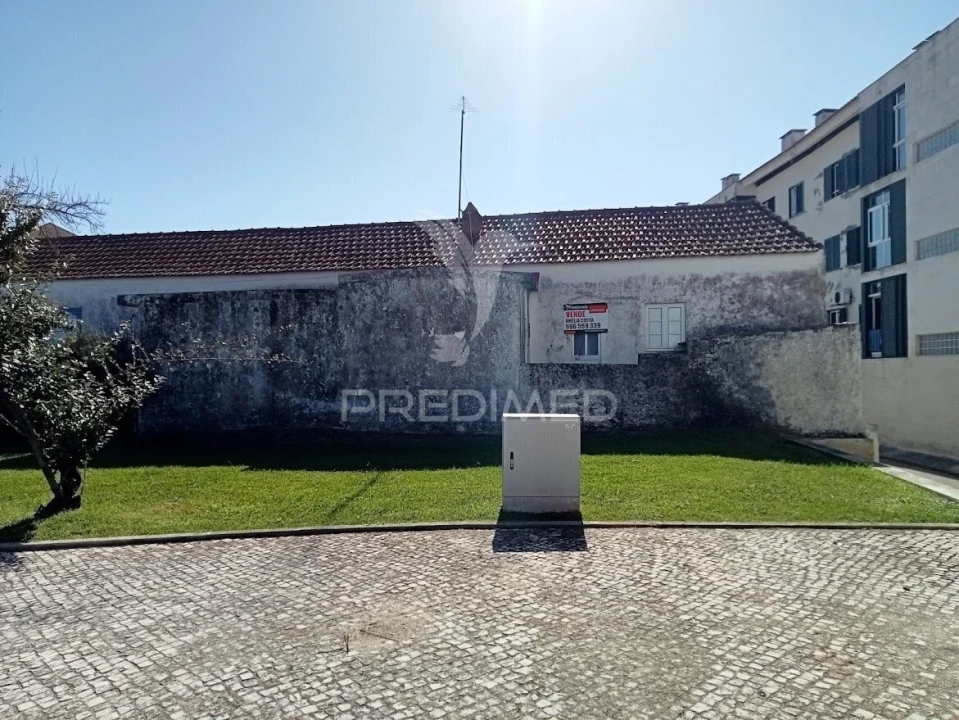 Moradia T2 para Venda em Alcochete Foto 2