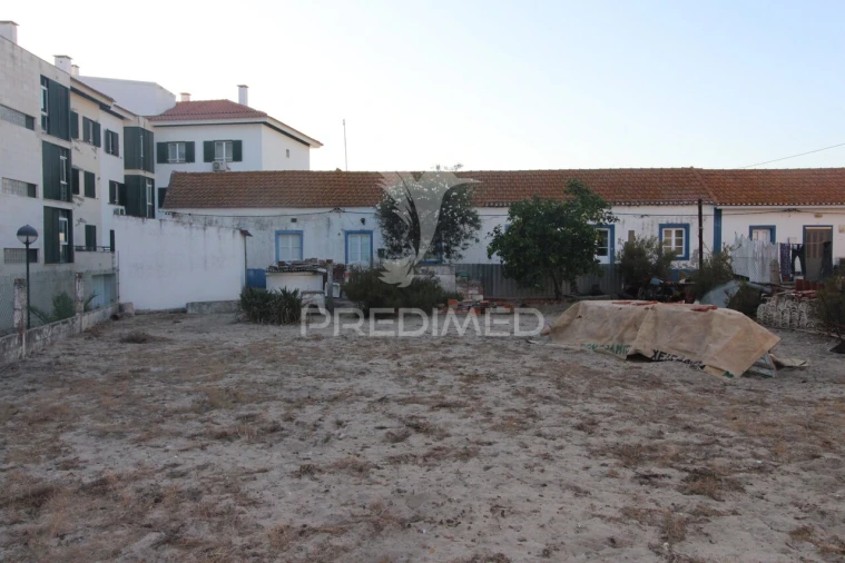 Moradia T2 para Venda em Alcochete Foto 5