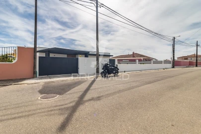 Moradia T3 para Venda em Fernao Ferro