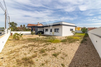 Moradia T3 para Venda em Fernao Ferro