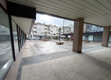 Loja para Venda em Cedofeita, Santo Ildefonso, Sé, Miragaia, São Nicolau e Vitória