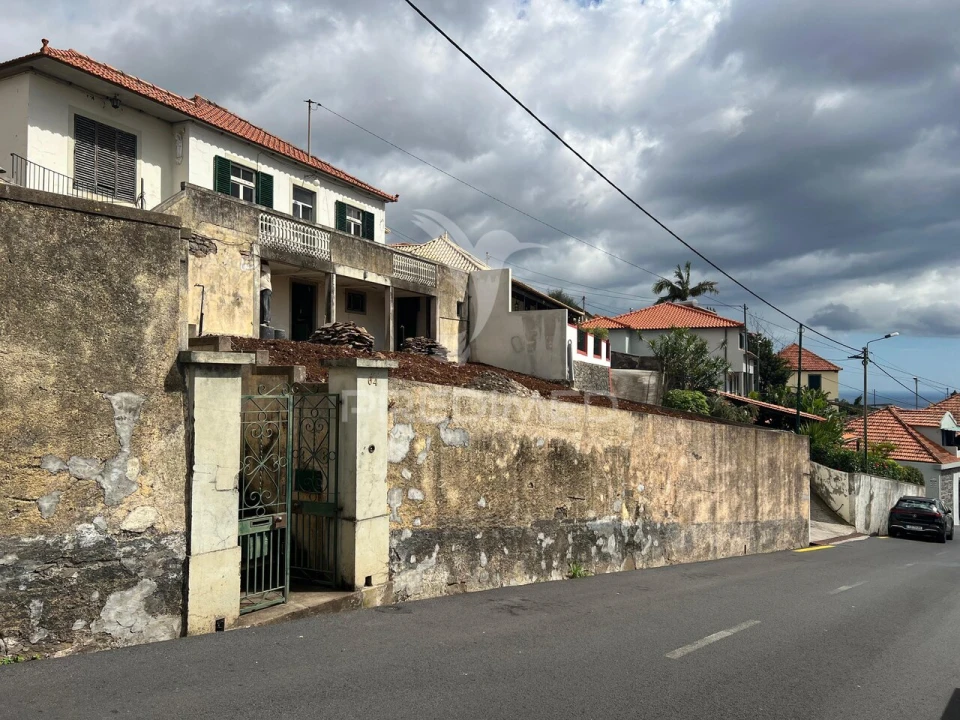 Moradia T3 para Venda em Funchal (São Pedro) Foto 1