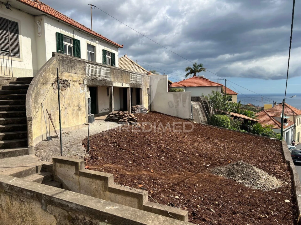 Moradia T3 para Venda em Funchal (São Pedro) Foto 2