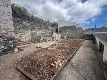 Moradia T3 para Venda em Funchal (São Pedro)