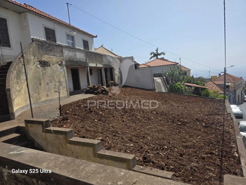 Moradia T3 para Venda em Funchal (São Pedro) Foto 8