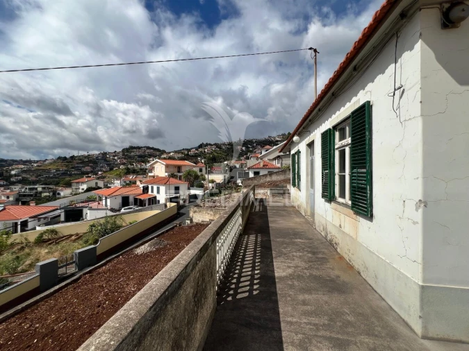 Moradia T3 para Venda em Funchal (São Pedro) Foto 4