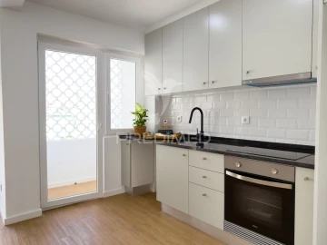 Apartamento T2 para Venda em Almada, Cova da Piedade, Pragal e Cacilhas