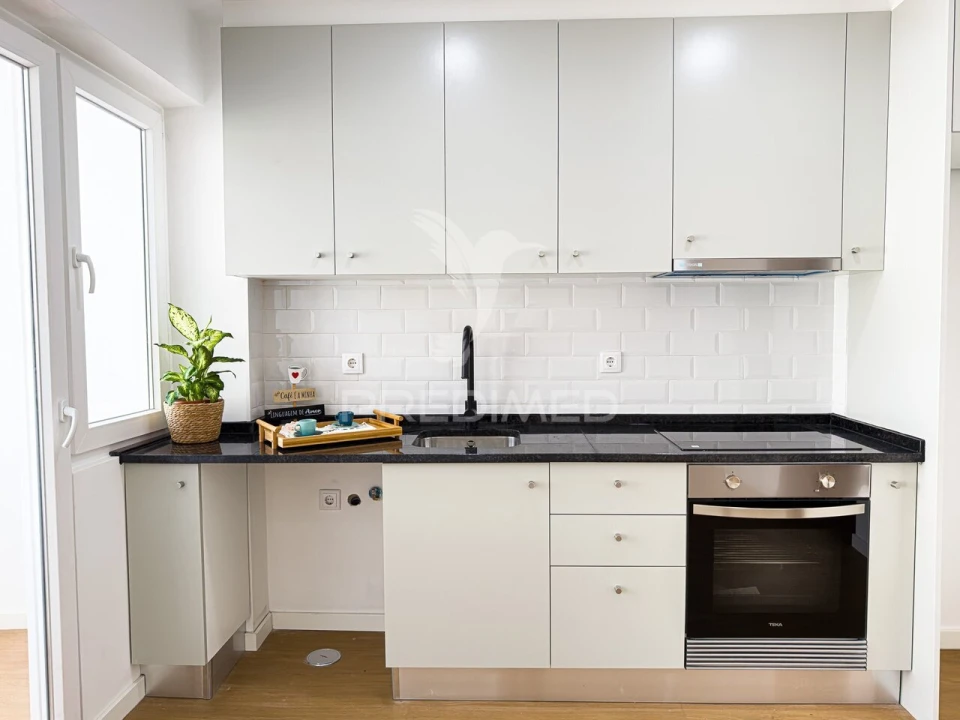 Apartamento T2 para Venda em Almada, Cova da Piedade, Pragal e Cacilhas Foto 3