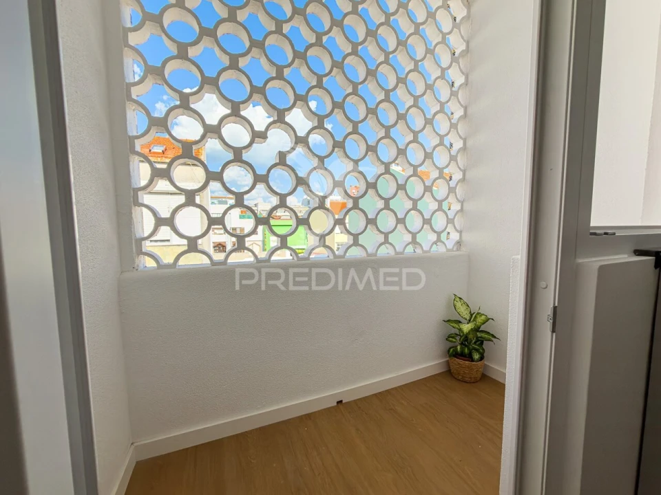 Apartamento T2 para Venda em Almada, Cova da Piedade, Pragal e Cacilhas Foto 5
