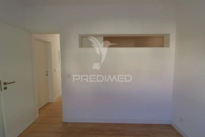 Apartamento T1 para Venda em Baixa da Banheira e Vale da Amoreira