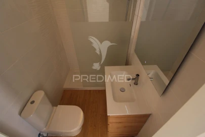 Apartamento T1 para Venda em Baixa da Banheira e Vale da Amoreira