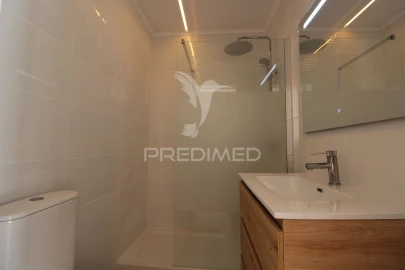 Apartamento T1 para Venda em Baixa da Banheira e Vale da Amoreira