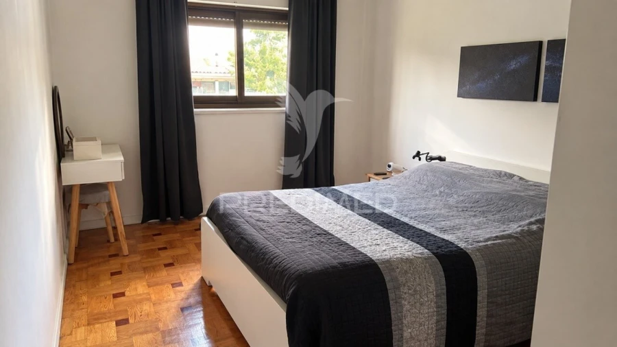 Apartamento T2 para Venda em Campanhã Foto 5